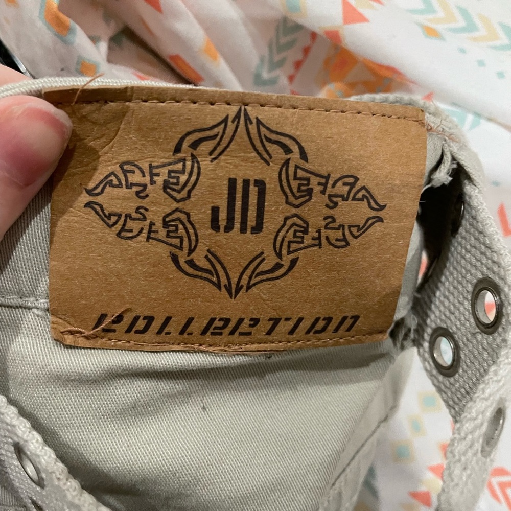 NWT Pants with Belt - Picture 4 of 5